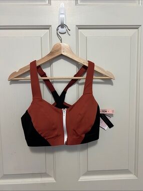 Victoria's Secret Rust and Black Front-Zip Sports Bra